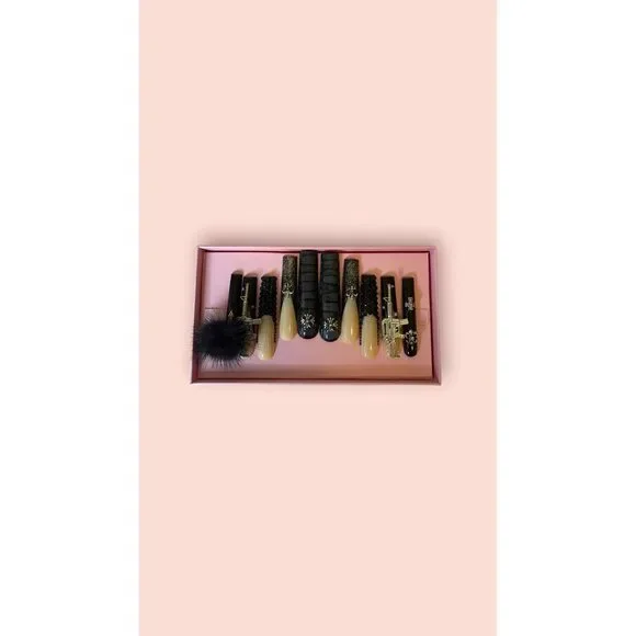 G.B.SLLC 100% Hand-Made Press On Nails Black Out Purge Set